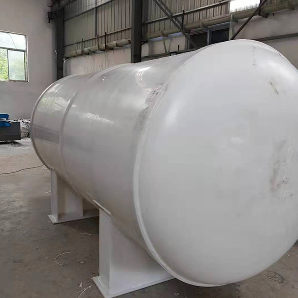 PP臥式儲罐 PP臥式儲罐